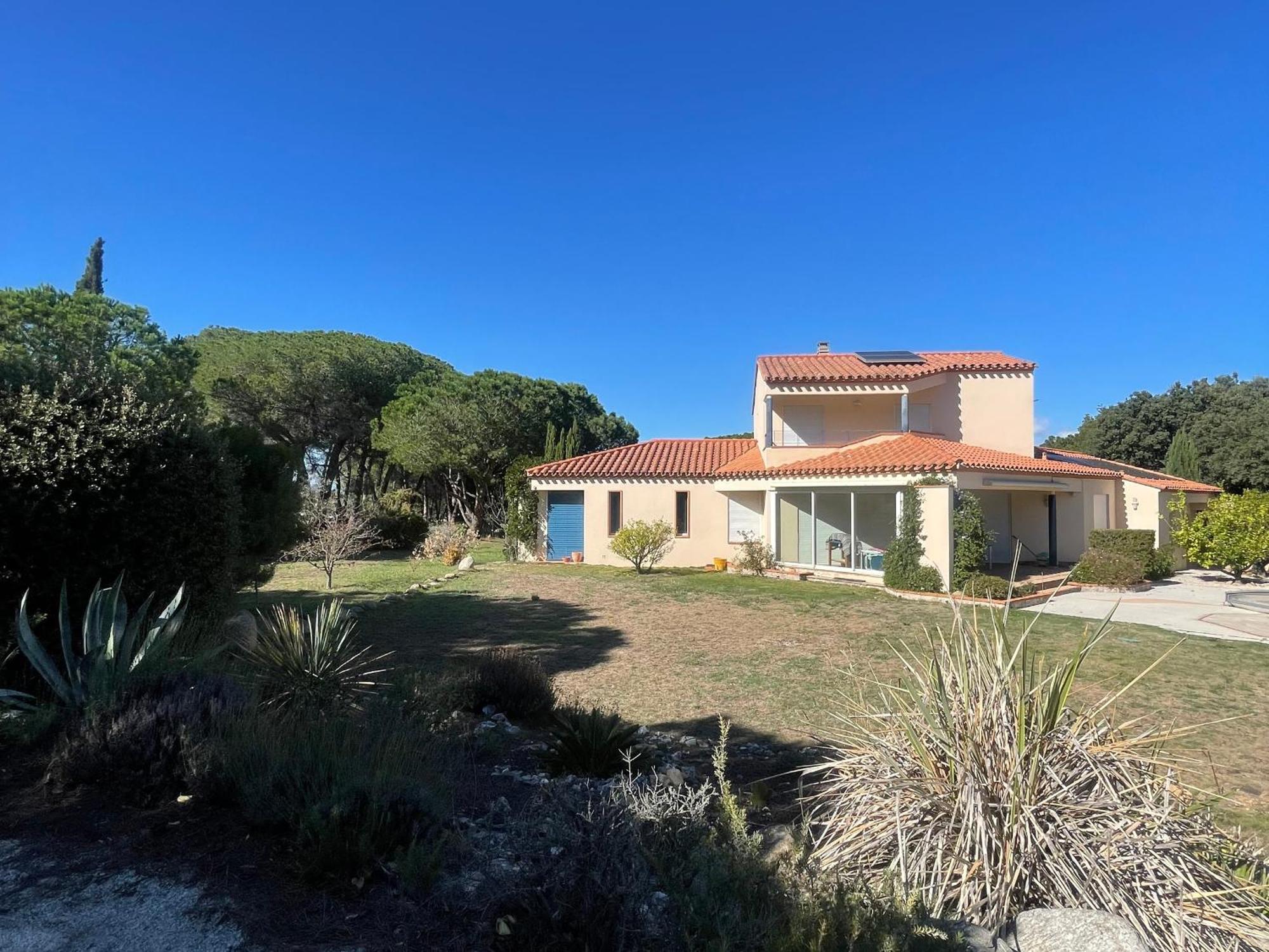 Villa 4 Faces A Laroque-Des-Alberes Avec Piscine Et Terrasse - Fr-1-732-67 Eksteriør billede